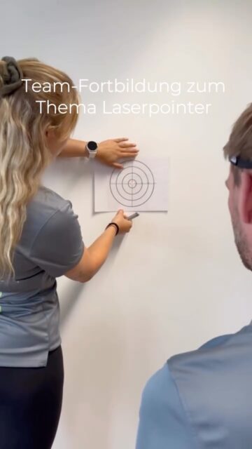 Stillstand gibt es bei uns nicht. 😎 💪
Wir bilden uns regelmässig weiter, damit du von aktuellen Methoden und neuen Erkenntnissen profitieren kannst.
Dieses Mal ging es um den Einsatz von Laserpointern in der Physiotherapie und Rehabilitation.
Denn gute Therapie bedeutet nicht nur Erfahrung, sondern auch, immer dazuzulernen und auf dem neusten Stand zu bleiben. ☺️
📅 Termin buchen? Link in der Bio.
📍 Standorte: Reinach und Laufen
#physiotherapie #physiobox #weiterbildung #rehabilitation #gesundheit physio Schmerzfrei I Basel I Bewegung I Therapie I Fortbildung I Schweiz